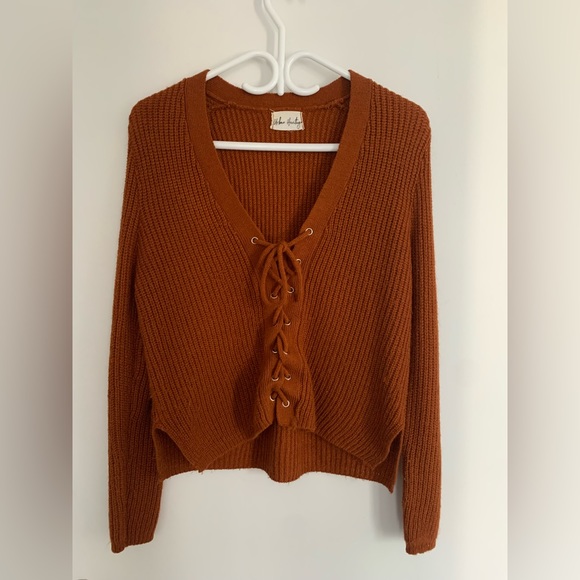 Urban Heritage Cute Brown Sweater (no size) - Picture 1 of 4